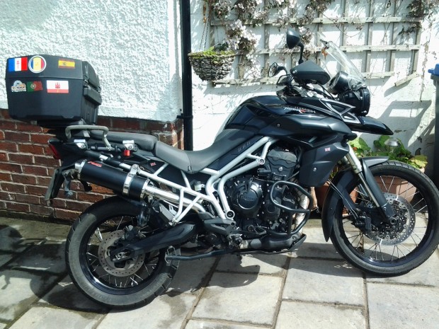 Triumph Tiger 800