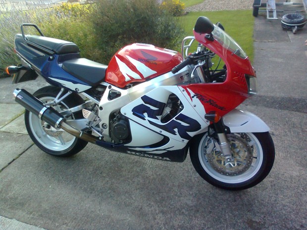 cbr900