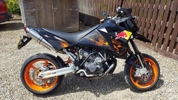 KTM 950 Super Moto