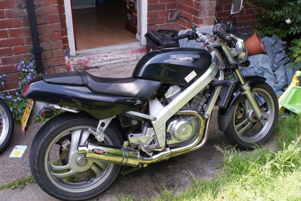 Honda Bros 650 