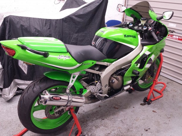 Kawasaki ZX6R J1-J2