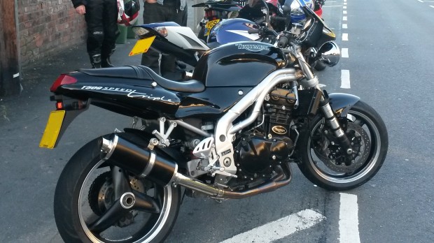 Triumph Speed Triple 955i 97-01