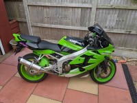 Kawasaki ZX6R J